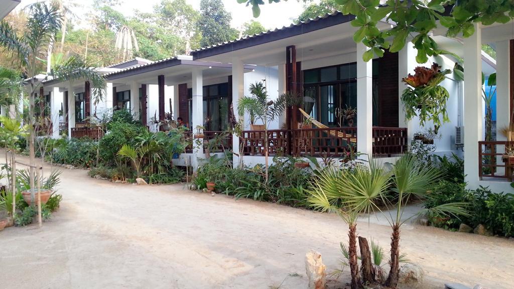 Benjamin'S Hut Hotel Srithanu Exterior foto